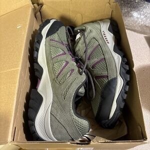 New Merrell Oakcreek Olive  Waterproof Hiking Shoes Womens Sz‎ 11 J03592